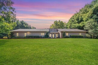 895 Sunset Ave, Troutville, VA 24175