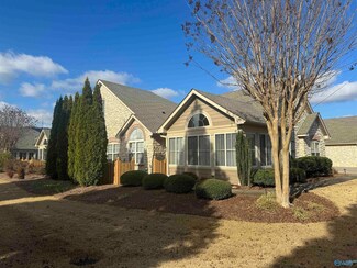 48 Laurel Ln, Brownsboro, AL 35741