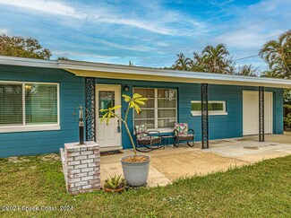10 Harbor Cir, Cocoa Beach, FL 32931