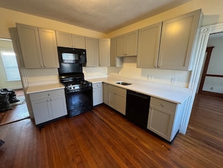 139 Cottage St Unit 3, Everett, MA 02149