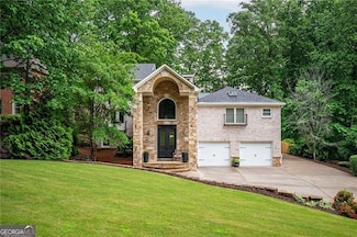 3290 Coachmans Way NE, Roswell, GA 30075
