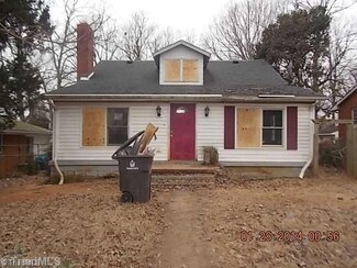2854 Lomond St, Winston Salem, NC 27127