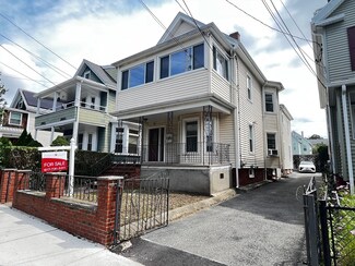 75 School St, Somerville, MA 02143