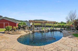 105 Kreuzer Ln, Napa, CA 94559