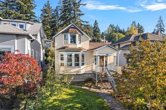 337 S Forest St, Bellingham, WA 98225