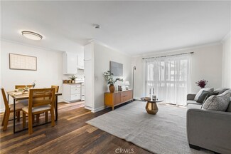 18197 Sundowner Way Unit 805, Canyon Country, CA 91387