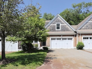 116 Spring Meadow Ln, Hanover, MA 02339