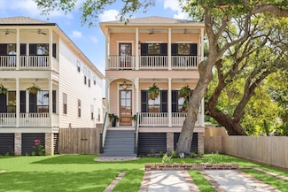 1518 31st St, Galveston, TX 77550