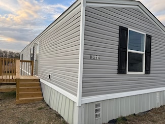 574 Banjo Way, Newport, TN 37821