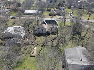 219 E 2nd St, Ferris, TX 75125