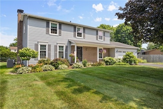 30 Olde Tavern Cir, Rochester, NY 14612