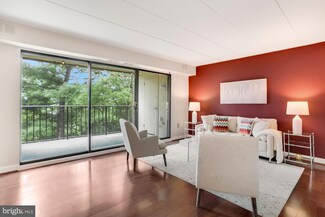 108 Roberts Ln Unit 200, Alexandria, VA 22314