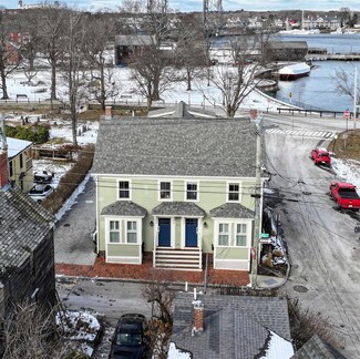 213 Gates St Unit 2, Portsmouth, NH 03801