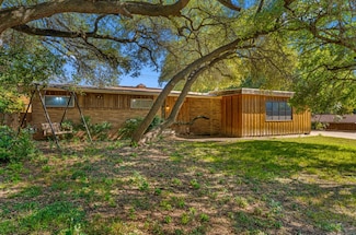 4337 Cedar Mountain Dr, Waco, TX 76708