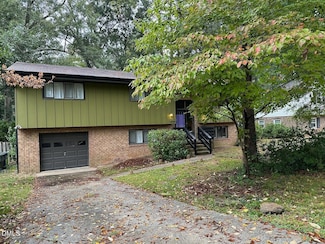 3421 Huntleigh Dr, Raleigh, NC 27604