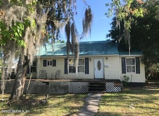 2404 Crill Ave, Palatka, FL 32177