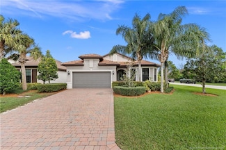 581 SE Monet Dr, Port Saint Lucie, FL 34984