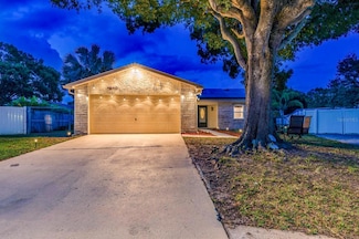 1910 Montego Ct, Oldsmar, FL 34677