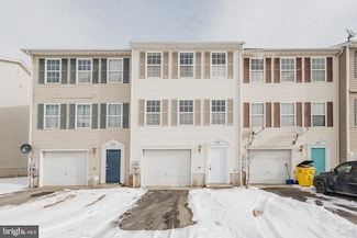 204 Topaz Ln, Inwood, WV 25428
