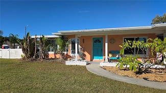 552 Tradewinds Dr, Dunedin, FL 34698