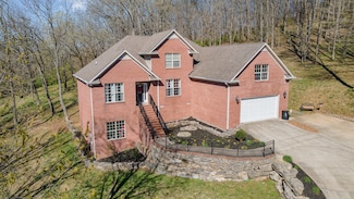 1604 Becca Ln, Columbia, TN 38401
