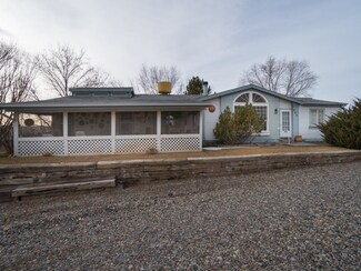 691 45 Rd, de Beque, CO 81630