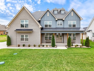 3705 Carriage Dr, Murfreesboro, TN 37128