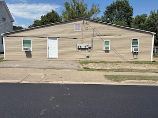 808 W Shelby St, Falmouth, KY 41040