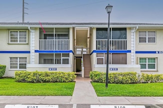 1530 SE Royal Green Cir Unit 203, Port Saint Lucie, FL 34952