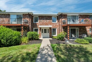 96 Fountain Ln Unit 11, South Weymouth, MA 02190