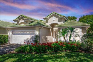 470 Foxhill Dr, Debary, FL 32713