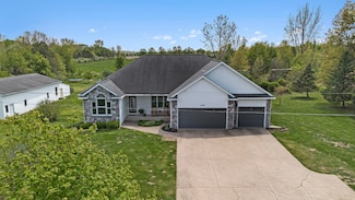6584 Barry St, Hudsonville, MI 49426