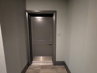 751 N 6th St Unit 105, Columbus, OH 43215