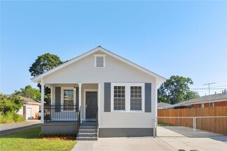 3400 Carrollton Way, New Orleans, LA 70121