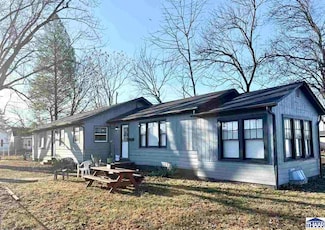 19 S 4th St, West Terre Haute, IN 47885