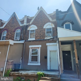 4946 Aspen St, Philadelphia, PA 19139