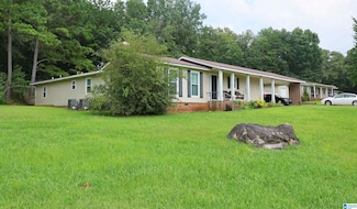 101 Anjill St, Talladega, AL 35160