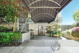 2040 43rd Ave E Unit 201, Seattle, WA 98112