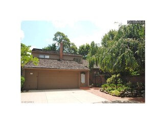 333 N Portage Path Unit 32, Akron, OH 44303