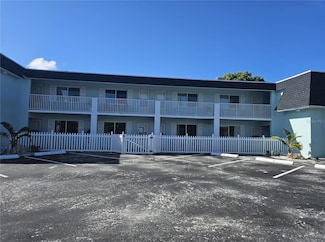 350 73rd Ave Unit 9, Saint Pete Beach, FL 33706