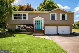 116 Extonville Rd, Trenton, NJ 08620