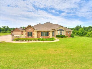 1986 Redbud Creek Dr, Harrah, OK 73045