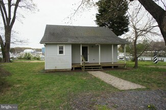 5965 Rockhold Creek Rd, Deale, MD 20751