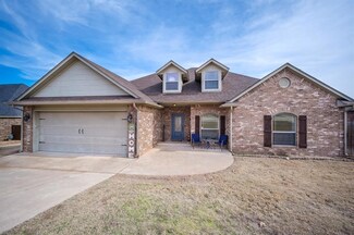 1828 Doc Bar Ave, Blanchard, OK 73010