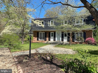 1011 Shipman Ln, McLean, VA 22101