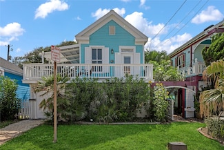 1805 19th St, Galveston, TX 77550