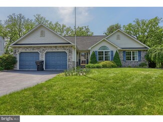 21 Sagebrook Dr, Reading, PA 19606