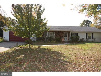 161 Ewan Rd, Mullica Hill, NJ 08062
