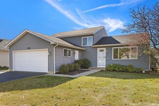 5430 Avalon Ln, Lake In the Hills, IL 60156