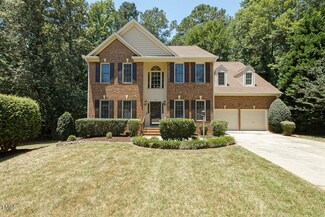 110 Dagenham Ln, Cary, NC 27518